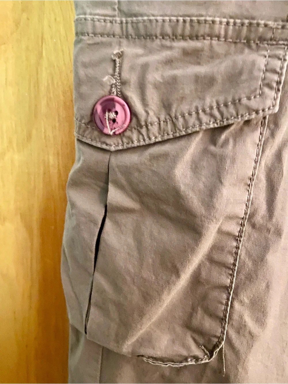 🤎SIZE 8 Style & Co. Women’s Brown Cargo Pants w/Embroidered Side Detail🤎